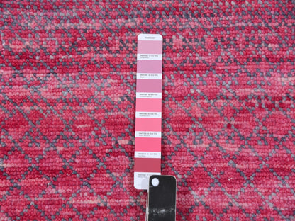 Modern / Contemporary hand-knotted wool rug in Red, 9'4" x 12'2" — SKU O079645 (view 7)