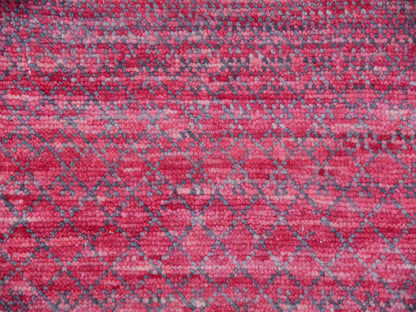 Modern / Contemporary hand-knotted wool rug in Red, 9'4" x 12'2" — SKU O079645 (view 8)