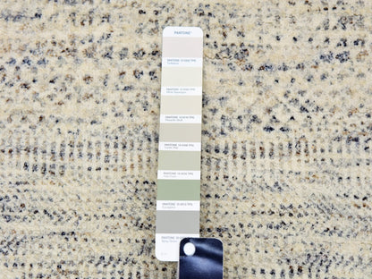 Grey 6'0" x 6'0" Modern / Contemporary Hand knotted Wool Rug - Sku: O079654