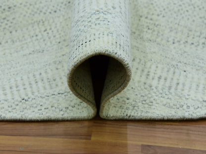 Grey 8'0" x 8'0" Modern / Contemporary Hand knotted Wool Rug - Sku: O079655