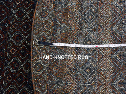 Modern / Contemporary hand-knotted wool rug in Brown, 5'11" x 6'0", SKU O079660
