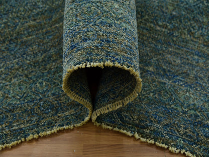 Modern / Contemporary hand-knotted wool rug in Green, 8'1" x 10'1", SKU O079666