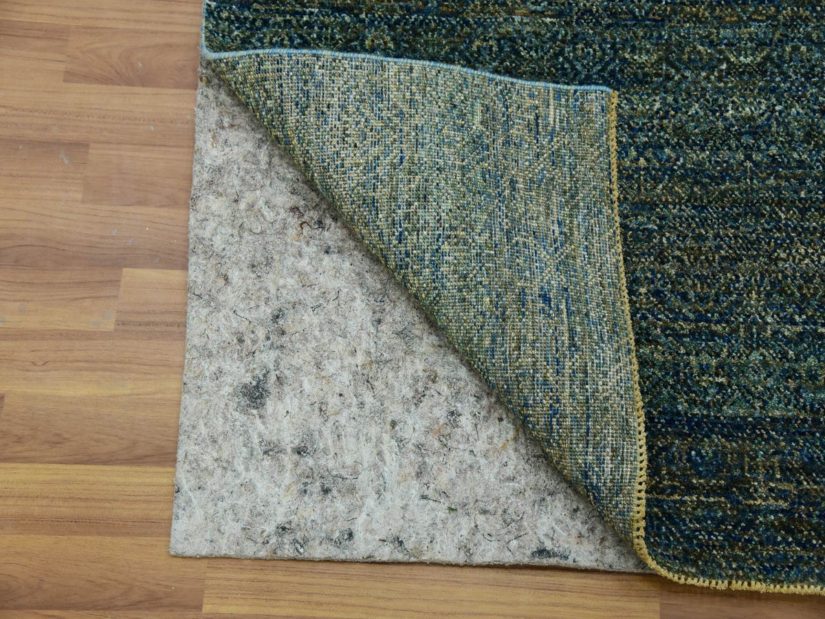 Modern / Contemporary hand-knotted wool runner in Green, 2'6" x 8'0", SKU O079669