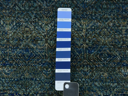 Modern / Contemporary hand-knotted wool runner in Green, 2'6" x 8'0", SKU O079670