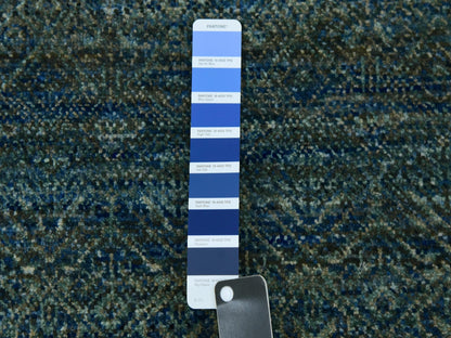 Modern / Contemporary hand-knotted wool runner in Green, 2'6" x 10'1", SKU O079672