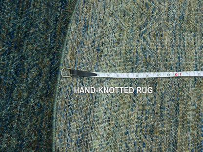 Modern / Contemporary hand-knotted wool rug in Green, 6'0" x 6'0", SKU O079673