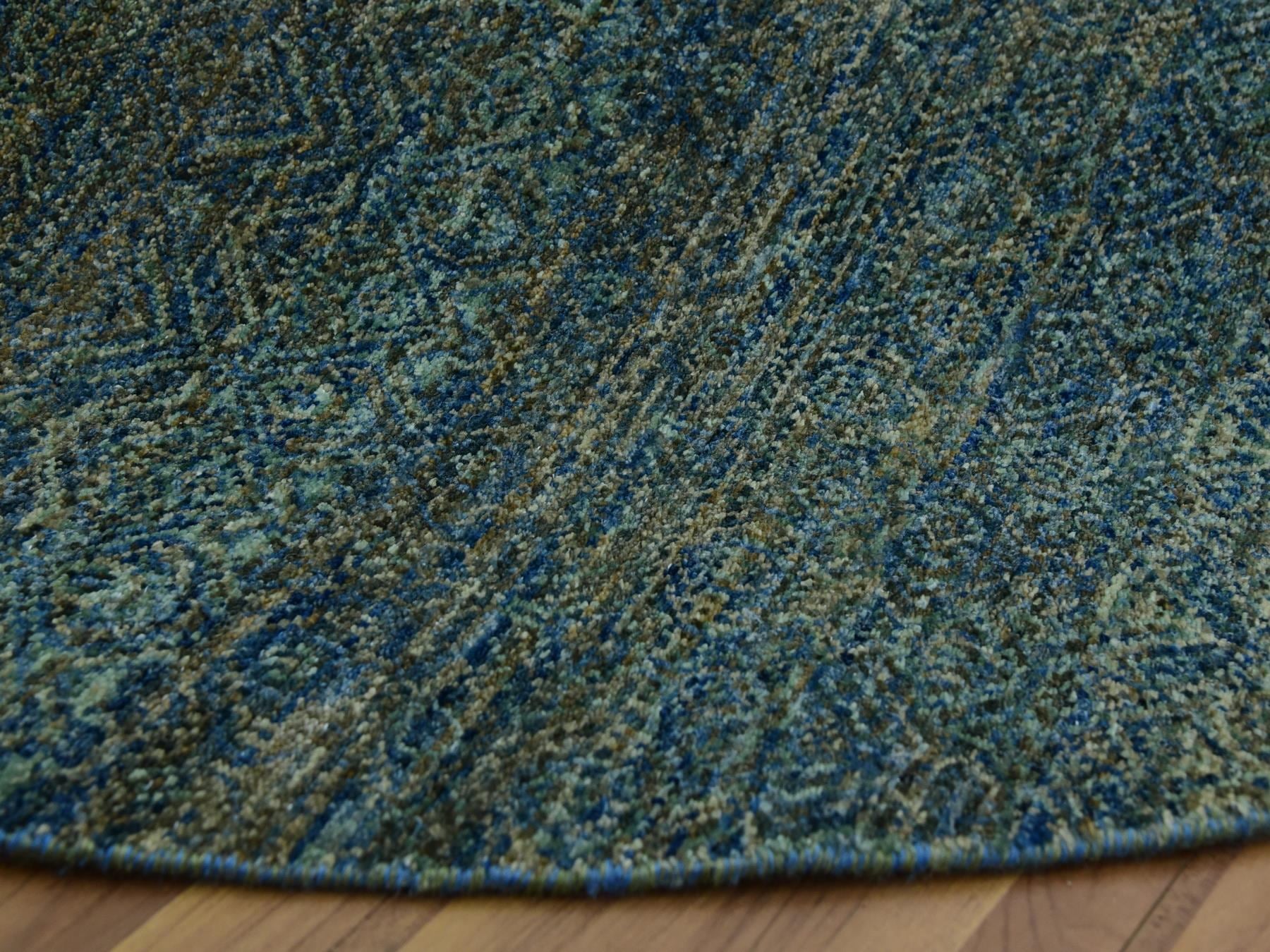 Modern / Contemporary hand-knotted wool rug in Green, 7'11" x 7'11", SKU O079674