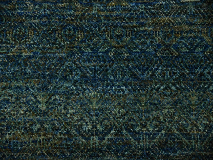 Modern / Contemporary hand-knotted wool rug in Green, 7'11" x 7'11", SKU O079674