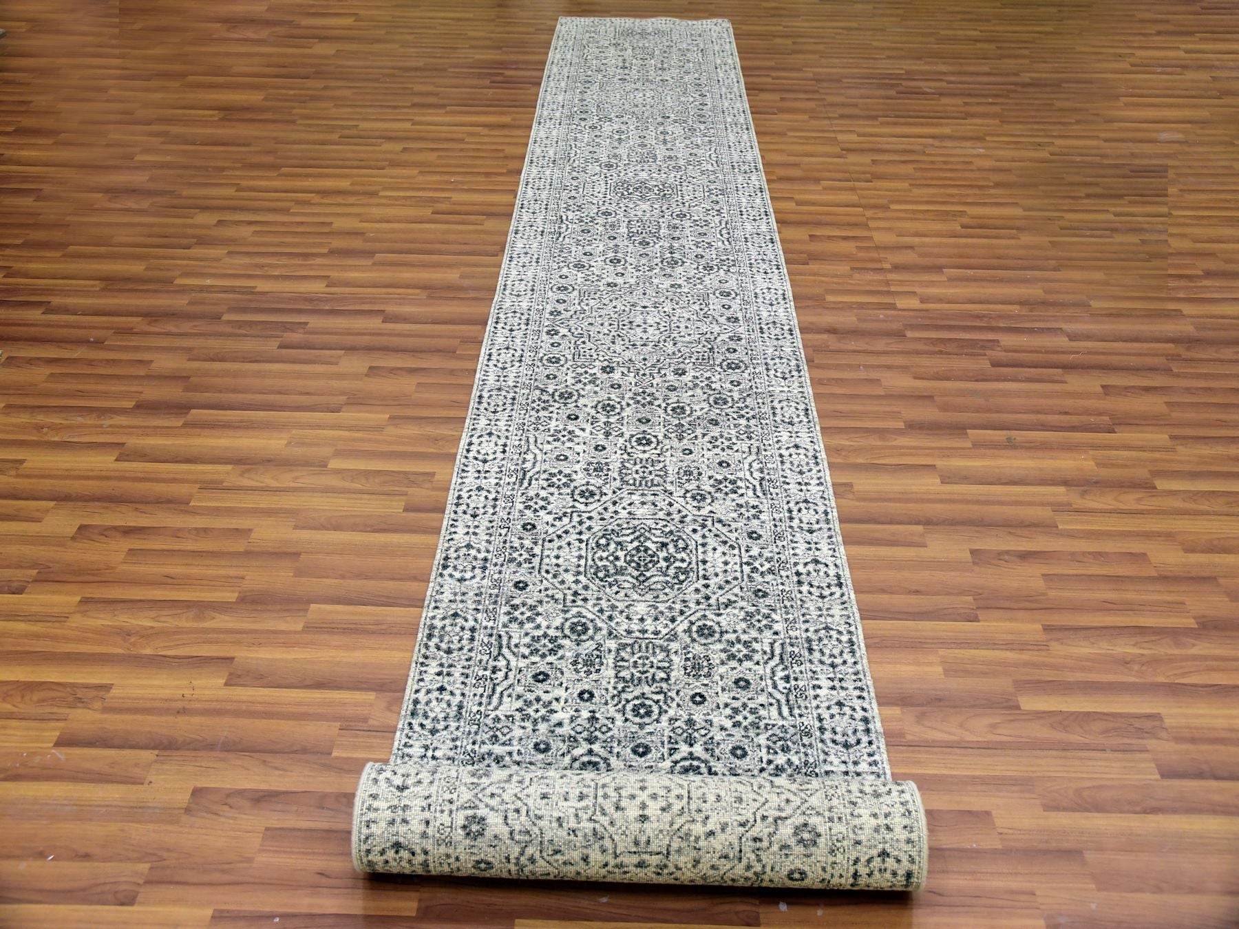 Mamluk Traditional hand-knotted wool runner in Ivory, 2'10" x 18'0", SKU O079689