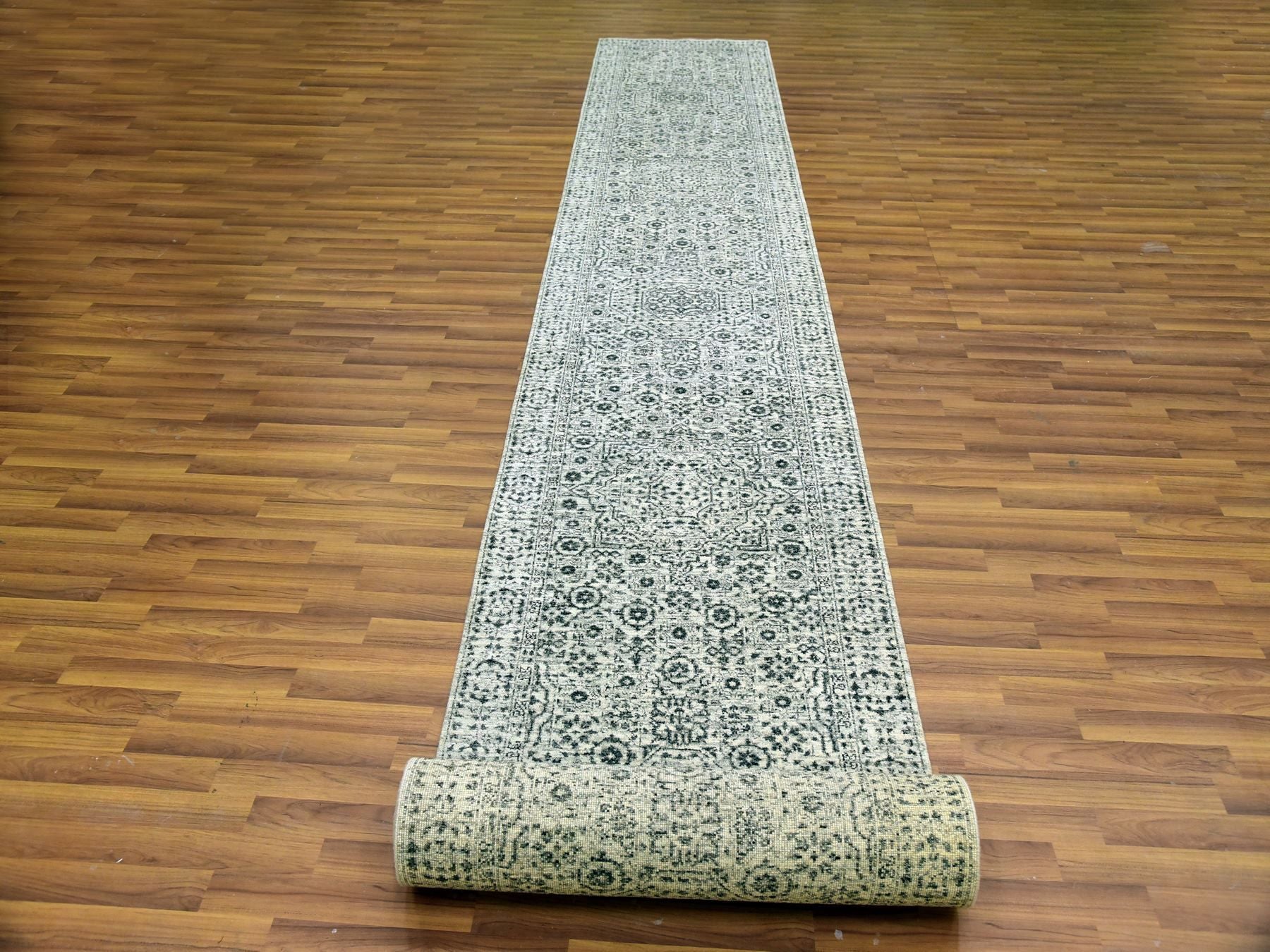 Mamluk Traditional hand-knotted wool runner in Ivory, 2'10" x 21'10", SKU O079690