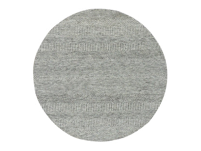 Modern / Contemporary hand-knotted wool rug in Gray, 4'10" x 4'11" — SKU O079696