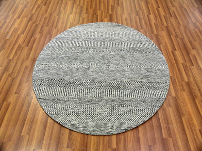 Modern / Contemporary hand-knotted wool rug in Gray, 4'10" x 4'11" — SKU O079696 (view 2)