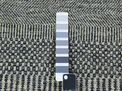 Modern / Contemporary hand-knotted wool runner in Gray, 2'7" x 26'3" — SKU O079701 (view 4)