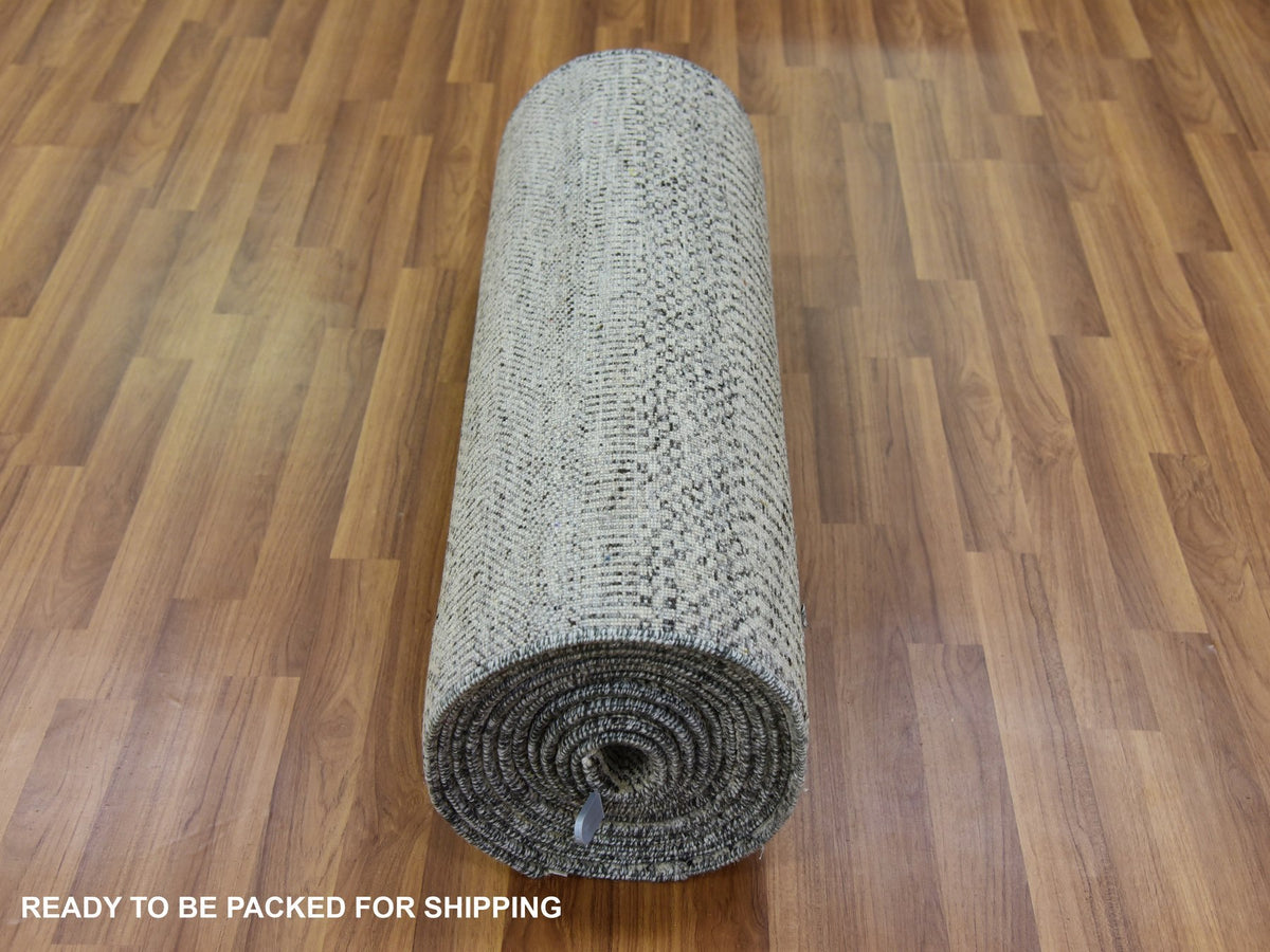 Modern / Contemporary hand-knotted wool runner in Gray, 2'8" x 19'11" — SKU O079703 (view 5)