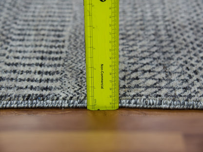 Modern / Contemporary hand-knotted wool runner in Gray, 2'6" x 9'11" — SKU O079705 (view 6)