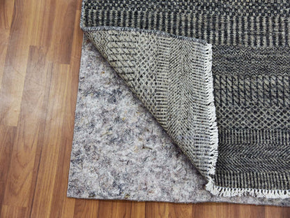 Modern / Contemporary hand-knotted wool runner in Gray, 2'6" x 9'11" — SKU O079706 (view 3)