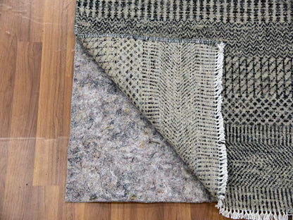 Grey 2'6" x 5'10" Modern / Contemporary Hand knotted Wool Rug - Sku: O079707