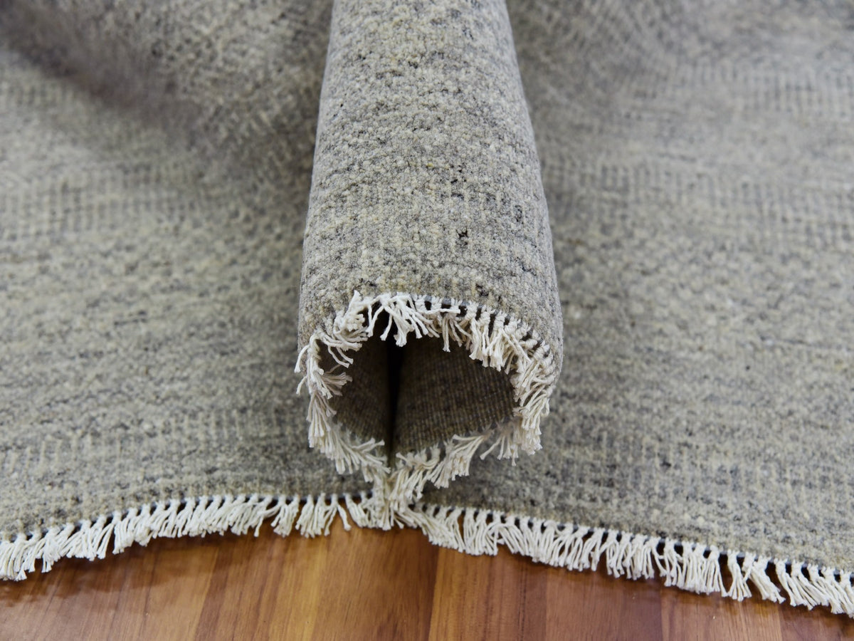 Modern / Contemporary hand-knotted wool rug in Gray, 11'10" x 18' — SKU O079712 (view 5)