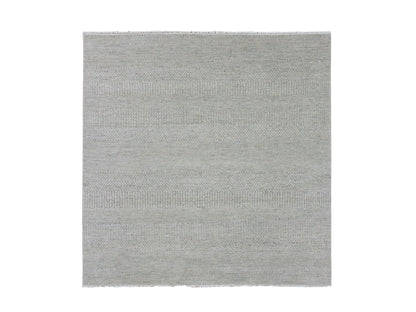 Modern / Contemporary hand-knotted wool rug in Gray, 5'11" x 6' — SKU O079715