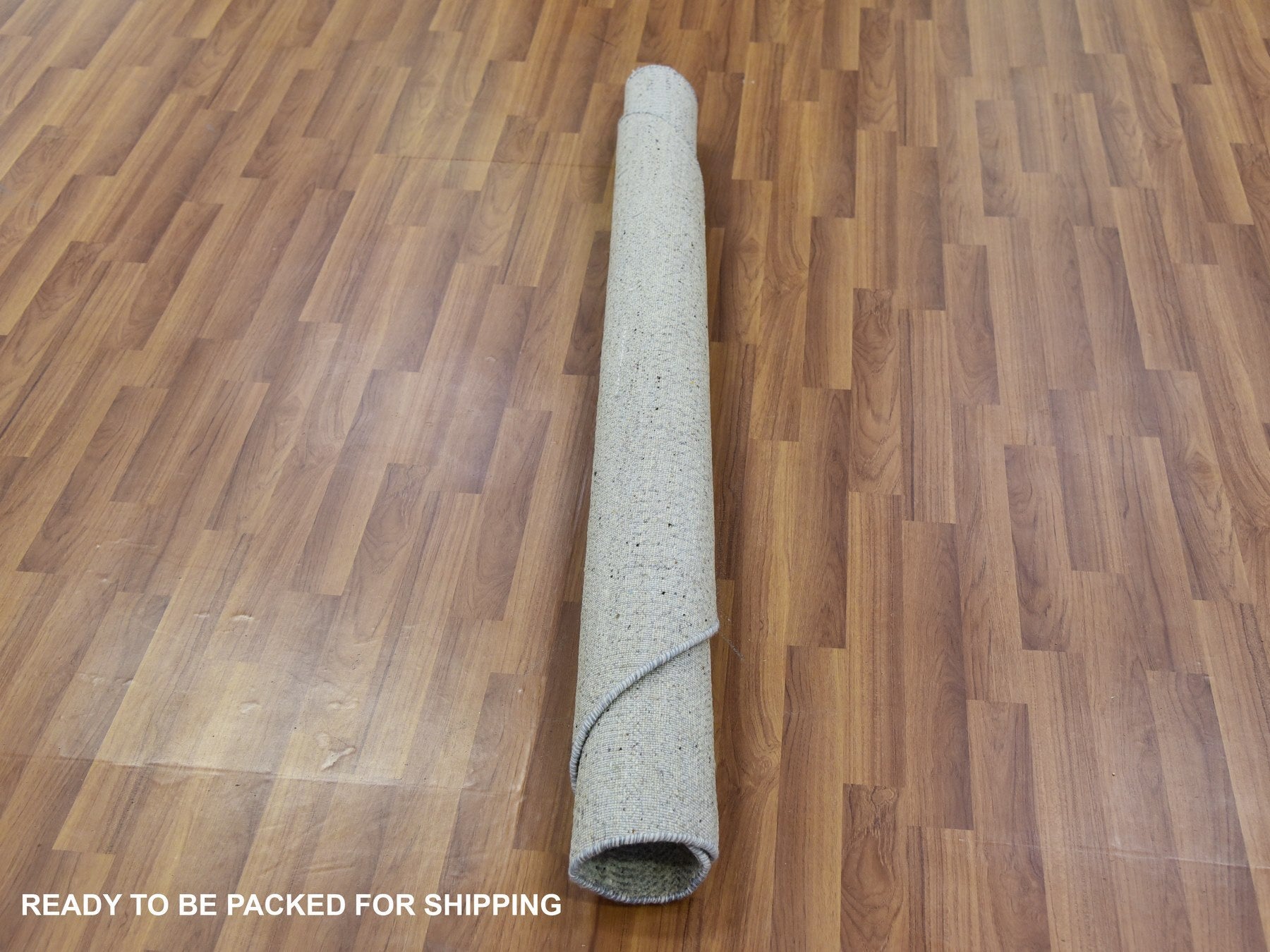 Modern / Contemporary hand-knotted wool rug in Gray, 4'10" x 4'10" — SKU O079716 (view 5)