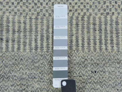 Modern / Contemporary hand-knotted wool runner in Gray, 2'6" x 21'8" — SKU O079721 (view 4)