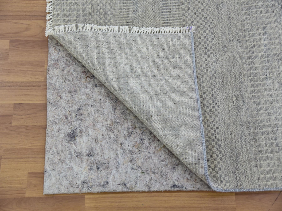 Modern / Contemporary hand-knotted wool runner in Gray, 2'5" x 18'6" — SKU O079723 (view 3)