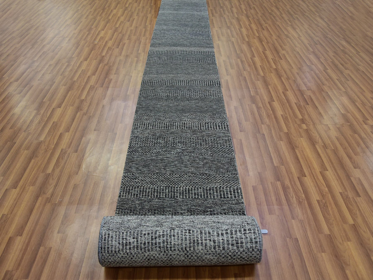 Modern / Contemporary hand-knotted wool runner in Gray, 2'7" x 26'2" — SKU O079731 (view 2)