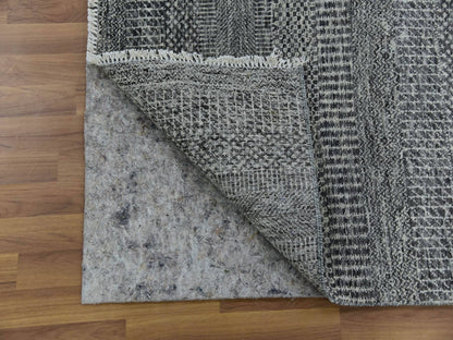 Modern / Contemporary hand-knotted wool runner in Gray, 2'7" x 19'11" — SKU O079732 (view 3)