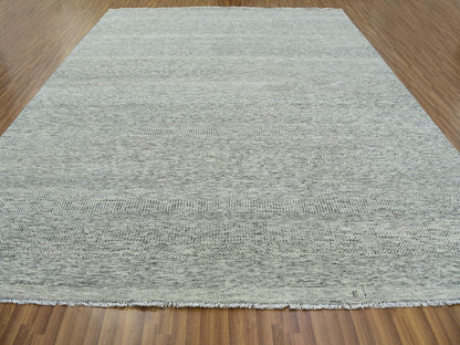 Modern / Contemporary hand-knotted wool rug in Gray, 12'2" x 15'4" — SKU O079737 (view 2)