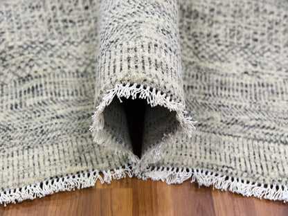 Modern / Contemporary hand-knotted wool rug in Gray, 12'2" x 15'4" — SKU O079737 (view 5)