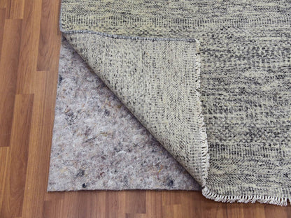 Modern / Contemporary hand-knotted wool rug in Gray, 10' x 13'10" — SKU O079739 (view 4)