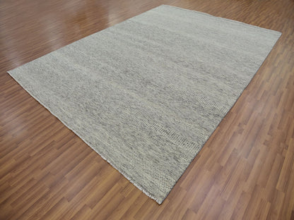 Modern / Contemporary hand-knotted wool rug in Gray, 9' x 12'4" — SKU O079741 (view 3)