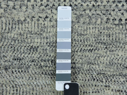 Grey 3'0" x 5'6" Modern / Contemporary Hand knotted Wool Rug - Sku: O079748