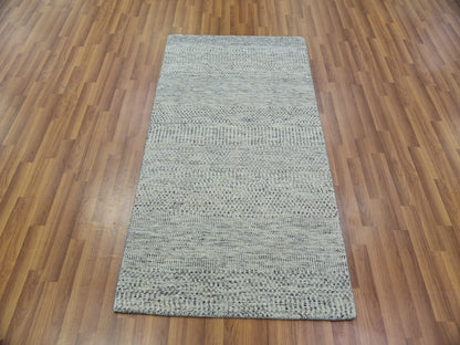 Modern / Contemporary hand-knotted wool rug in Gray, 3' x 5'6" — SKU O079749 (view 2)