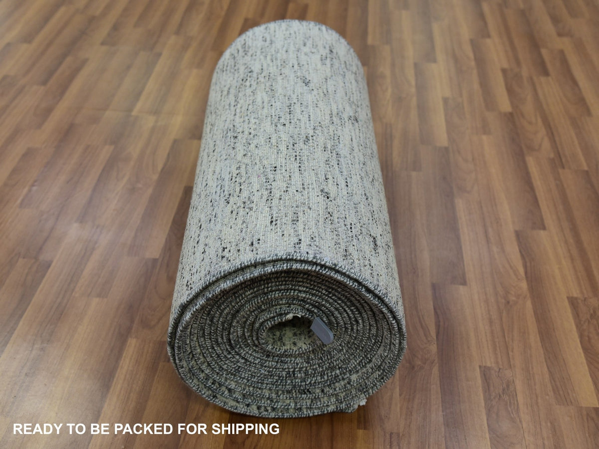 Modern / Contemporary hand-knotted wool runner in Gray, 2'5" x 29'7" — SKU O079751 (view 5)