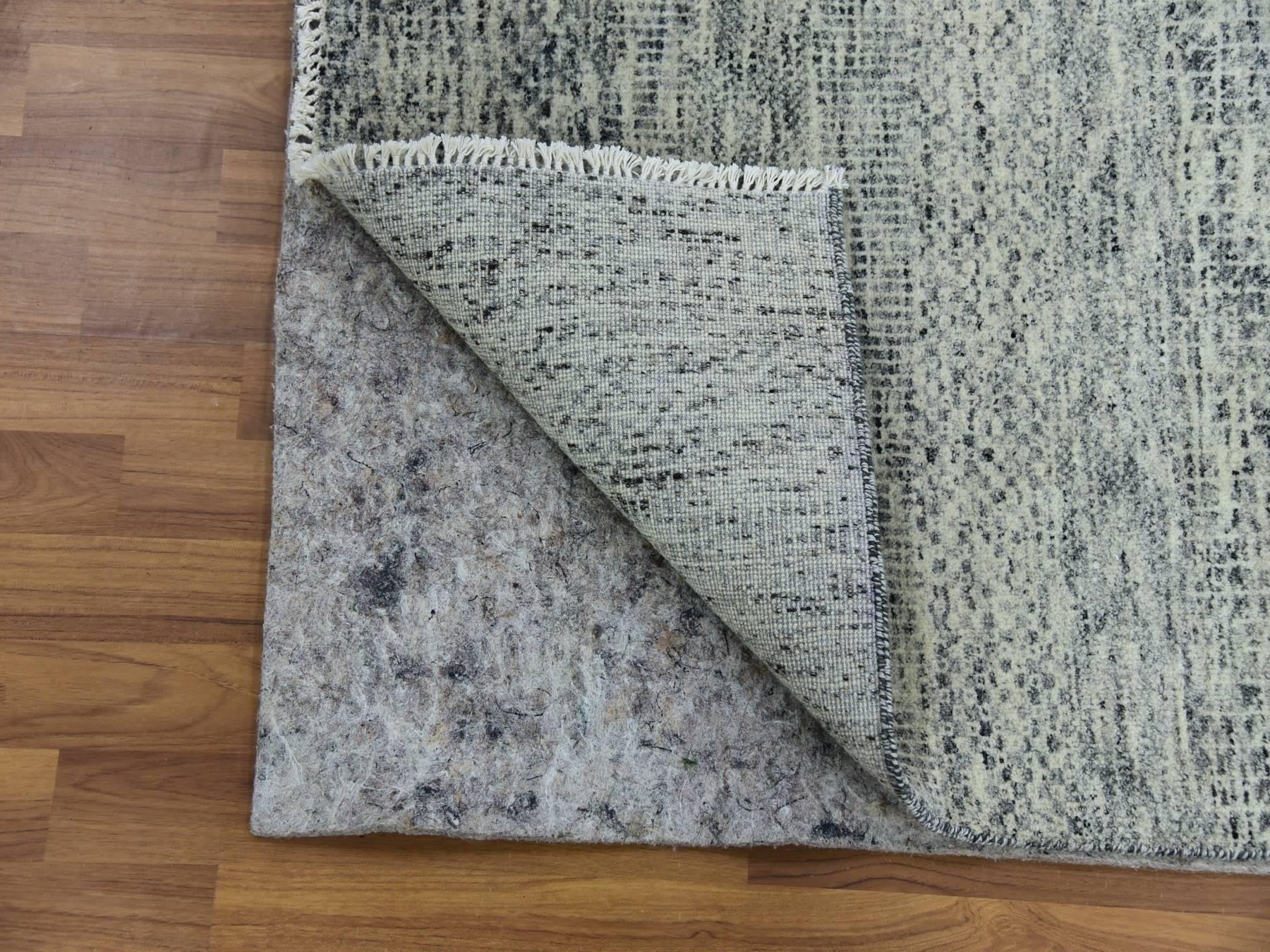 Modern / Contemporary hand-knotted wool runner in Gray, 2'6" x 18'5" — SKU O079752 (view 3)
