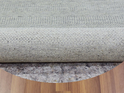 Modern / Contemporary hand-knotted wool rug in Gray, 11'2" x 11'3" — SKU O079754 (view 4)