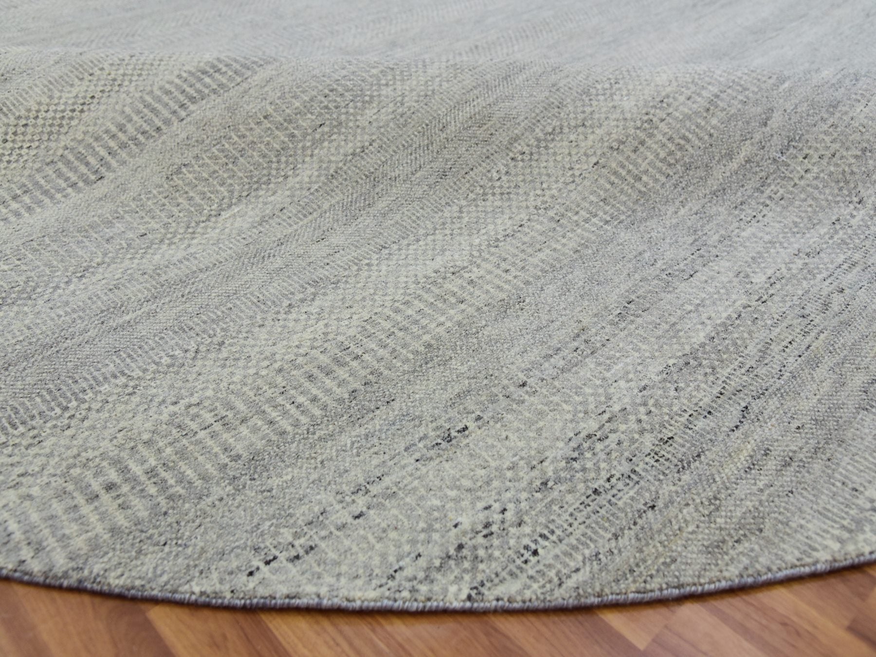 Modern / Contemporary hand-knotted wool rug in Gray, 11'2" x 11'3" — SKU O079754 (view 6)