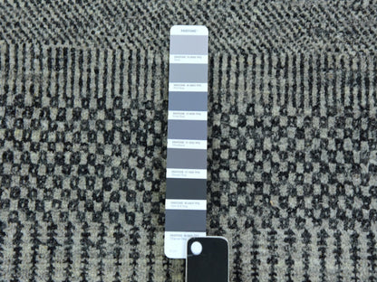 Modern / Contemporary hand-knotted wool rug in Gray, 11'11" x 11'11" — SKU O079755 (view 7)