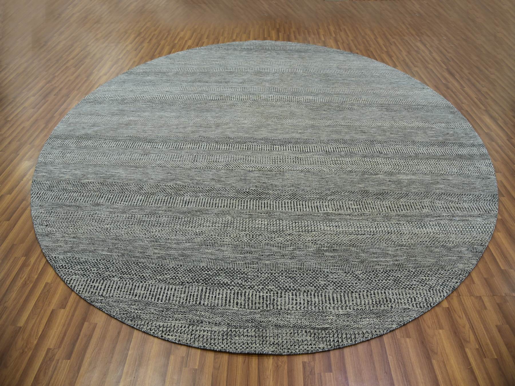 Modern / Contemporary hand-knotted wool rug in Gray, 12'1" x 12'1" — SKU O079761 (view 2)