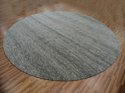 Modern / Contemporary hand-knotted wool rug in Gray, 12'1" x 12'1" — SKU O079761 (view 3)