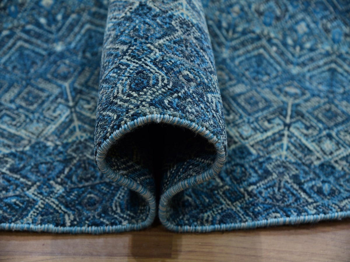 Modern / Contemporary hand-knotted wool rug in Blue, 8'0" x 8'0", SKU O079765