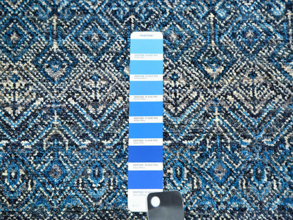 Modern / Contemporary hand-knotted wool rug in Blue, 8'0" x 8'0", SKU O079765