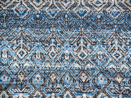 Modern / Contemporary hand-knotted wool rug in Blue, 12'0" x 15'1", SKU O079769