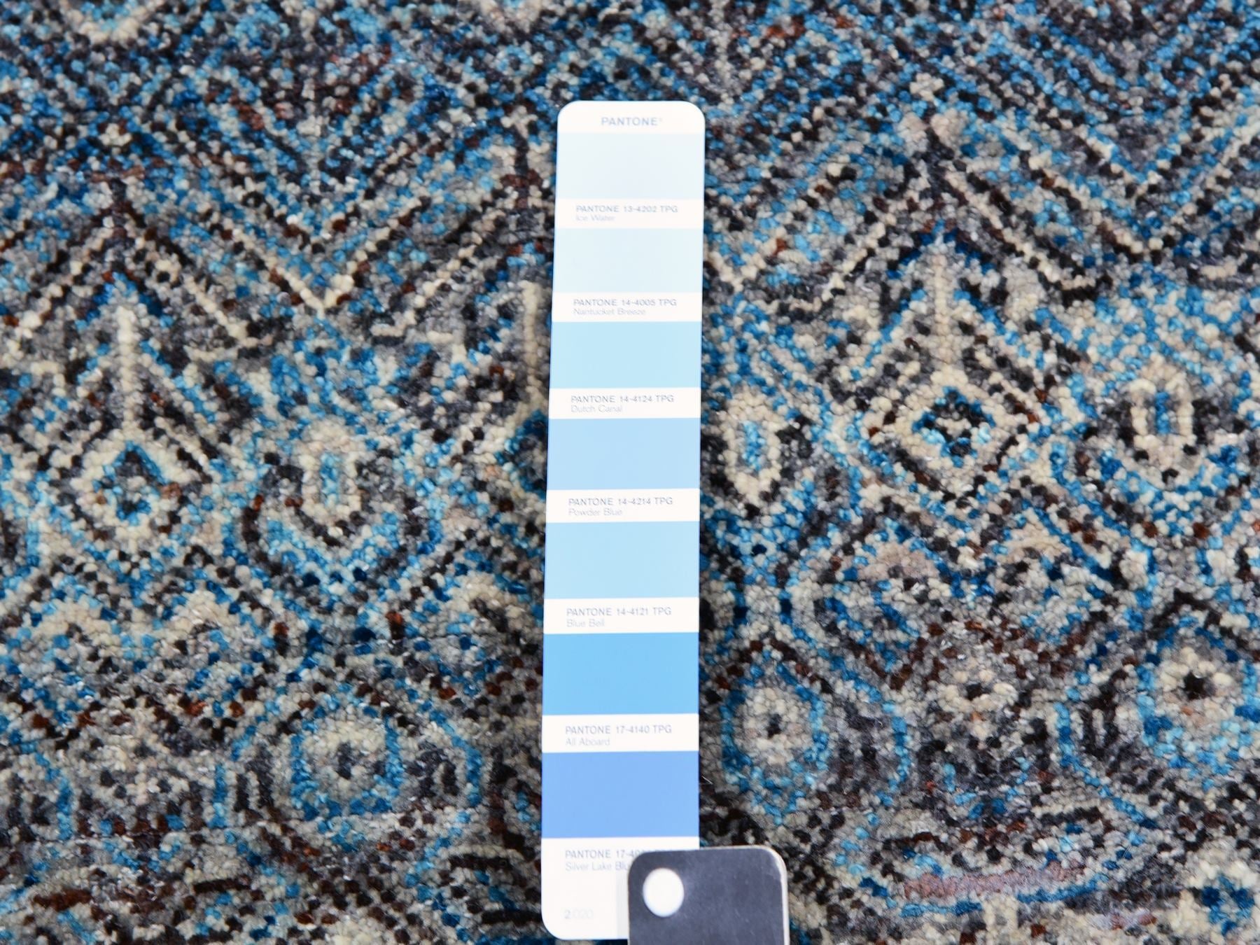Modern / Contemporary hand-knotted wool rug in Blue, 12'0" x 12'0", SKU O079770