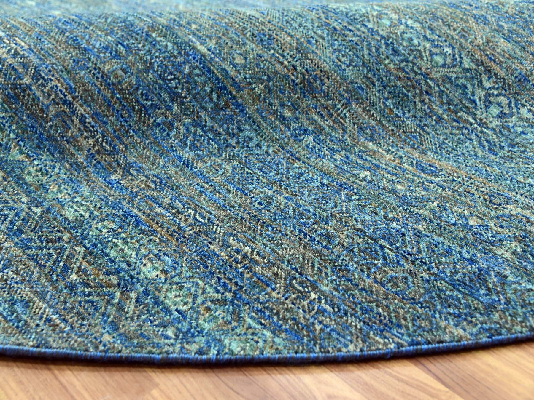 Modern / Contemporary hand-knotted wool rug in Green, 9'11" x 10'0", SKU O079790