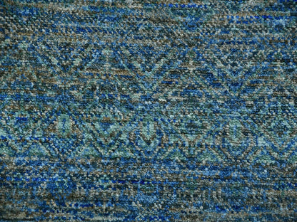 Modern / Contemporary hand-knotted wool rug in Green, 9'11" x 10'0", SKU O079790