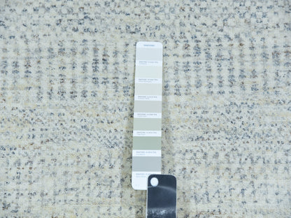 Grey 6'0" x 6'0" Modern / Contemporary Hand knotted Wool Rug - Sku: O079797