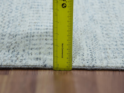 Grey 6'0" x 6'0" Modern / Contemporary Hand knotted Wool Rug - Sku: O079797
