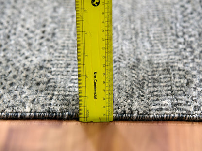 Grey 6'1" x 6'6" Modern / Contemporary Hand knotted Wool Rug - Sku: O079799